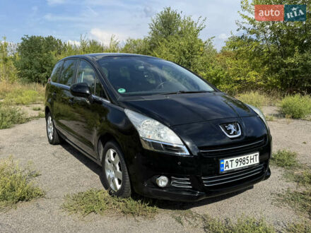 Чорний Пежо 5008, об'ємом двигуна 1.6 л та пробігом 180 тис. км за 6000 $, фото 1 на Automoto.ua
