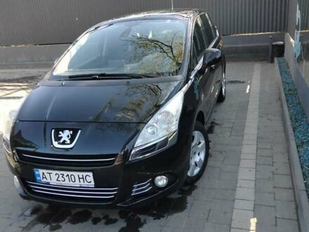 Чорний Пежо 5008, об'ємом двигуна 1.6 л та пробігом 179 тис. км за 7500 $, фото 1 на Automoto.ua