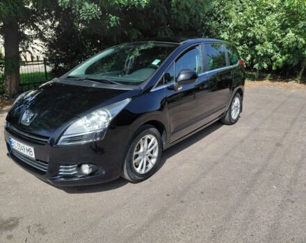 Чорний Пежо 5008, об'ємом двигуна 2 л та пробігом 315 тис. км за 8300 $, фото 1 на Automoto.ua