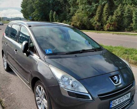 Черный Пежо 5008, объемом двигателя 1.6 л и пробегом 205 тыс. км за 7300 $, фото 1 на Automoto.ua