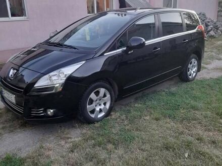 Пежо 5008 2013 в Знаменке на Automoto.ua Черный Пежо 5008, объемом двигателя 1.56 л и пробегом 208 тыс. км за 10700 $, фото 1 на Automoto.ua
