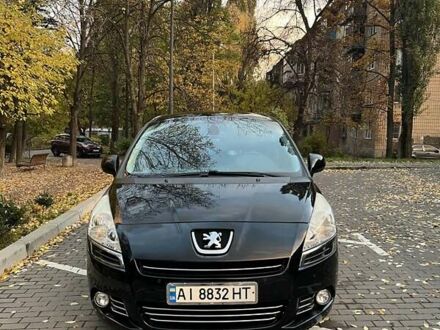 Чорний Пежо 5008, об'ємом двигуна 1.6 л та пробігом 240 тис. км за 9800 $, фото 1 на Automoto.ua