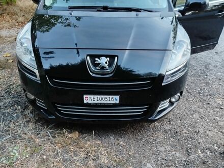 Чорний Пежо 5008, об'ємом двигуна 1.6 л та пробігом 210 тис. км за 7200 $, фото 1 на Automoto.ua