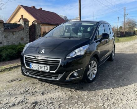 Чорний Пежо 5008, об'ємом двигуна 2 л та пробігом 240 тис. км за 10500 $, фото 1 на Automoto.ua