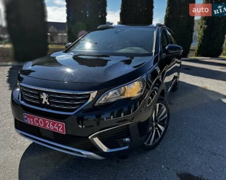 Черный Пежо 5008, объемом двигателя 1.56 л и пробегом 250 тыс. км за 18500 $, фото 1 на Automoto.ua