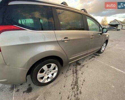 Коричневый Пежо 5008, объемом двигателя 1.6 л и пробегом 143 тыс. км за 8400 $, фото 33 на Automoto.ua