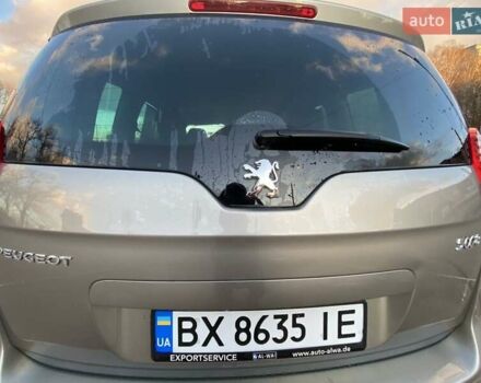 Коричневый Пежо 5008, объемом двигателя 1.6 л и пробегом 143 тыс. км за 8400 $, фото 10 на Automoto.ua