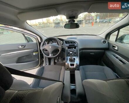 Коричневый Пежо 5008, объемом двигателя 1.6 л и пробегом 143 тыс. км за 8400 $, фото 54 на Automoto.ua