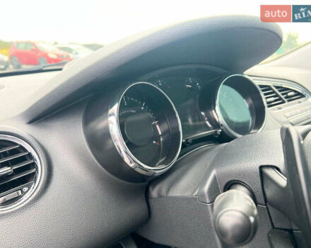 Коричневий Пежо 5008, об'ємом двигуна 1.6 л та пробігом 203 тис. км за 10180 $, фото 11 на Automoto.ua