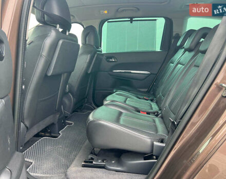 Коричневий Пежо 5008, об'ємом двигуна 1.6 л та пробігом 203 тис. км за 10180 $, фото 14 на Automoto.ua