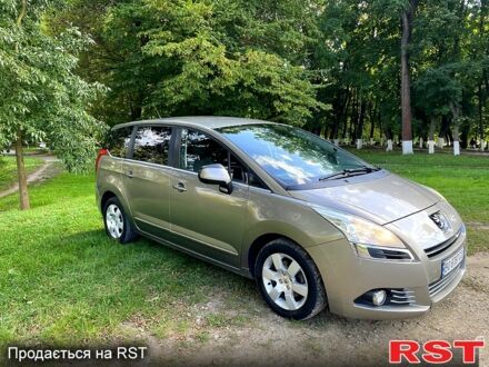 Коричневый Пежо 5008, объемом двигателя 1.6 л и пробегом 302 тыс. км за 7500 $, фото 1 на Automoto.ua