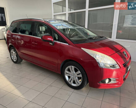 Красный Пежо 5008, объемом двигателя 1.6 л и пробегом 194 тыс. км за 7400 $, фото 2 на Automoto.ua