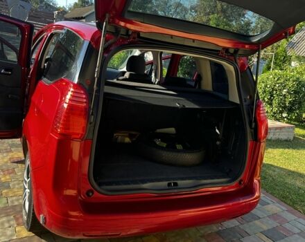 Червоний Пежо 5008, об'ємом двигуна 1.6 л та пробігом 195 тис. км за 7000 $, фото 5 на Automoto.ua