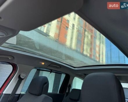 Красный Пежо 5008, объемом двигателя 2 л и пробегом 319 тыс. км за 8000 $, фото 11 на Automoto.ua