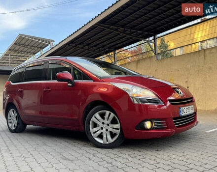 Красный Пежо 5008, объемом двигателя 2 л и пробегом 315 тыс. км за 8500 $, фото 3 на Automoto.ua