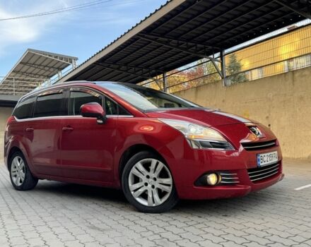 Красный Пежо 5008, объемом двигателя 2 л и пробегом 315 тыс. км за 8500 $, фото 2 на Automoto.ua