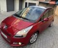 Красный Пежо 5008, объемом двигателя 2 л и пробегом 319 тыс. км за 8000 $, фото 6 на Automoto.ua