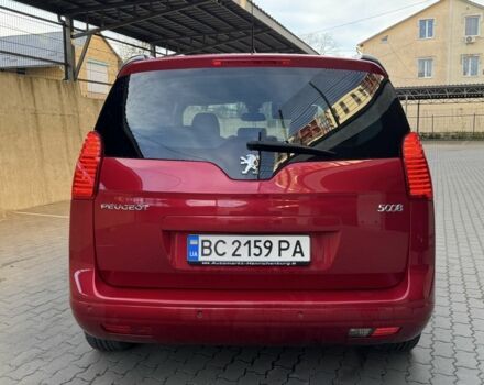 Красный Пежо 5008, объемом двигателя 2 л и пробегом 315 тыс. км за 8500 $, фото 5 на Automoto.ua