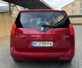 Красный Пежо 5008, объемом двигателя 2 л и пробегом 315 тыс. км за 8500 $, фото 5 на Automoto.ua