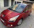 Красный Пежо 5008, объемом двигателя 2 л и пробегом 315 тыс. км за 8500 $, фото 10 на Automoto.ua