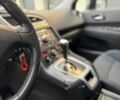 Красный Пежо 5008, объемом двигателя 2 л и пробегом 315 тыс. км за 8500 $, фото 13 на Automoto.ua