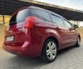 Красный Пежо 5008, объемом двигателя 2 л и пробегом 315 тыс. км за 8500 $, фото 4 на Automoto.ua