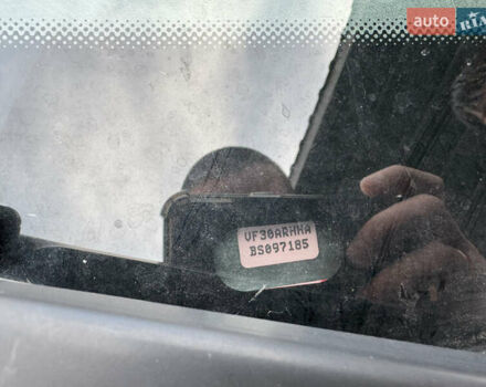 Красный Пежо 5008, объемом двигателя 2 л и пробегом 315 тыс. км за 8500 $, фото 32 на Automoto.ua