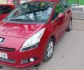 Красный Пежо 5008, объемом двигателя 1.6 л и пробегом 280 тыс. км за 7150 $, фото 1 на Automoto.ua