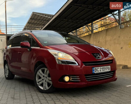 Красный Пежо 5008, объемом двигателя 2 л и пробегом 315 тыс. км за 8500 $, фото 1 на Automoto.ua