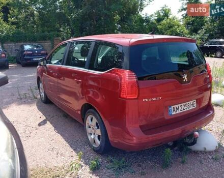 Красный Пежо 5008, объемом двигателя 1.6 л и пробегом 170 тыс. км за 6300 $, фото 5 на Automoto.ua