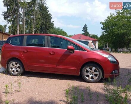 Красный Пежо 5008, объемом двигателя 1.6 л и пробегом 170 тыс. км за 6300 $, фото 1 на Automoto.ua
