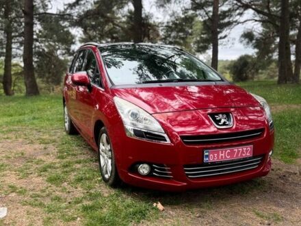 Пежо 5008 2010 у Луцьку на Automoto.ua Червоний Пежо 5008, об'ємом двигуна 1.6 л та пробігом 230 тис. км за 7000 $, фото 1 на Automoto.ua