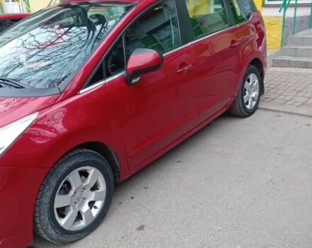 Красный Пежо 5008, объемом двигателя 1.6 л и пробегом 280 тыс. км за 7150 $, фото 1 на Automoto.ua