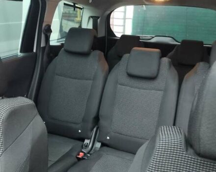 Пежо 5008, объемом двигателя 1.6 л и пробегом 211 тыс. км за 9500 $, фото 26 на Automoto.ua