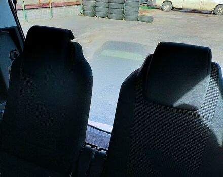 Пежо 5008, об'ємом двигуна 1.6 л та пробігом 170 тис. км за 8500 $, фото 6 на Automoto.ua