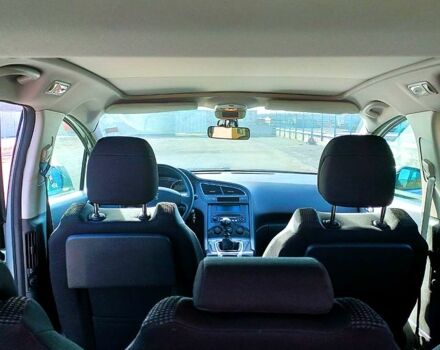 Пежо 5008, об'ємом двигуна 1.6 л та пробігом 170 тис. км за 8500 $, фото 5 на Automoto.ua