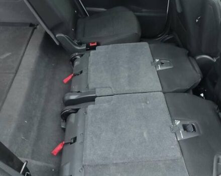Пежо 5008, объемом двигателя 1.6 л и пробегом 211 тыс. км за 9500 $, фото 4 на Automoto.ua