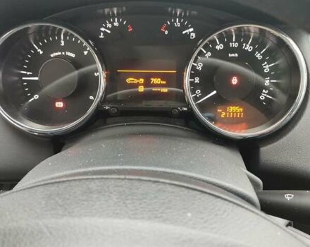 Пежо 5008, объемом двигателя 1.6 л и пробегом 211 тыс. км за 9500 $, фото 24 на Automoto.ua