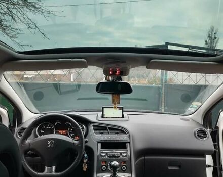 Пежо 5008, объемом двигателя 1.6 л и пробегом 211 тыс. км за 9500 $, фото 35 на Automoto.ua