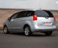 Пежо 5008, объемом двигателя 1.6 л и пробегом 243 тыс. км за 9500 $, фото 4 на Automoto.ua