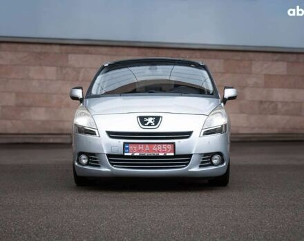 Пежо 5008, объемом двигателя 1.6 л и пробегом 243 тыс. км за 9500 $, фото 6 на Automoto.ua