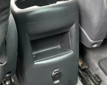 Пежо 5008, объемом двигателя 1.6 л и пробегом 195 тыс. км за 6600 $, фото 18 на Automoto.ua