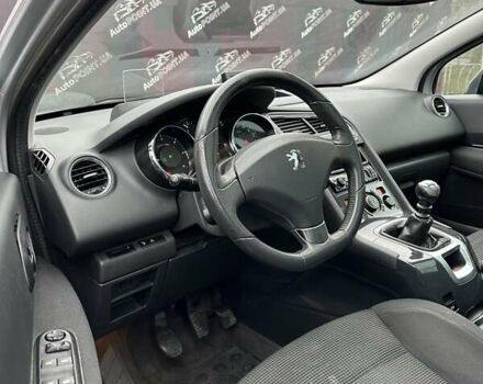 Пежо 5008, объемом двигателя 1.6 л и пробегом 195 тыс. км за 6600 $, фото 27 на Automoto.ua