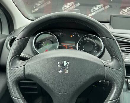 Пежо 5008, объемом двигателя 1.6 л и пробегом 195 тыс. км за 6600 $, фото 26 на Automoto.ua