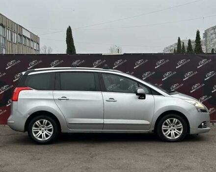 Пежо 5008, объемом двигателя 1.6 л и пробегом 195 тыс. км за 6600 $, фото 3 на Automoto.ua