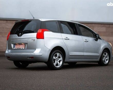 Пежо 5008, объемом двигателя 1.6 л и пробегом 243 тыс. км за 9500 $, фото 2 на Automoto.ua