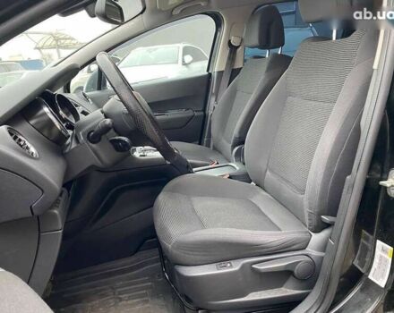 Пежо 5008, объемом двигателя 2 л и пробегом 240 тыс. км за 11600 $, фото 17 на Automoto.ua
