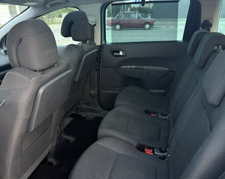 Пежо 5008, объемом двигателя 1.56 л и пробегом 208 тыс. км за 9650 $, фото 20 на Automoto.ua