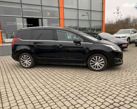 Пежо 5008, объемом двигателя 2 л и пробегом 240 тыс. км за 11600 $, фото 7 на Automoto.ua
