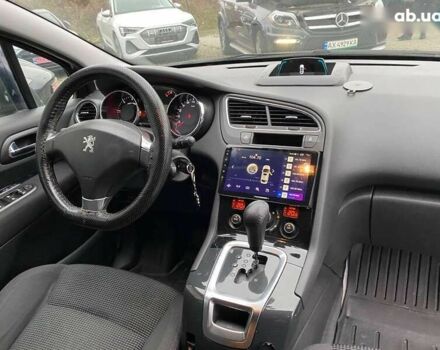 Пежо 5008, объемом двигателя 2 л и пробегом 240 тыс. км за 11600 $, фото 9 на Automoto.ua